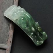 冰种飘花缅甸翡翠龙钩挂件