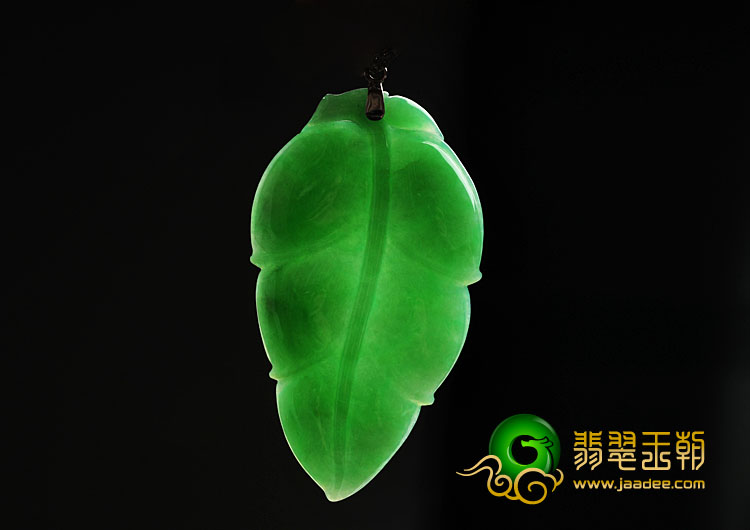 糯冰种翠色缅甸翡翠镶白金扣金枝玉叶挂件（真钻）