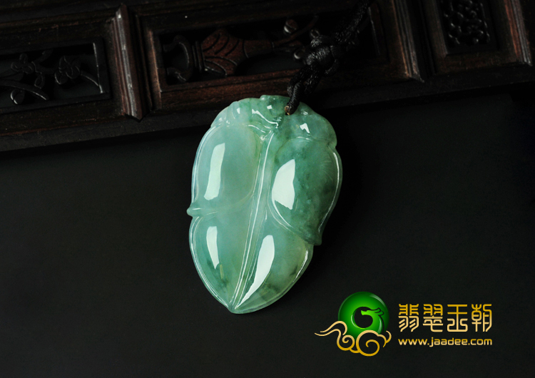 冰种飘花缅甸翡翠叶子挂件