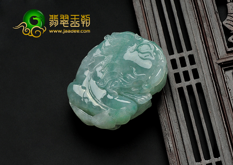 糯冰种晴水缅甸翡翠貔貅挂件