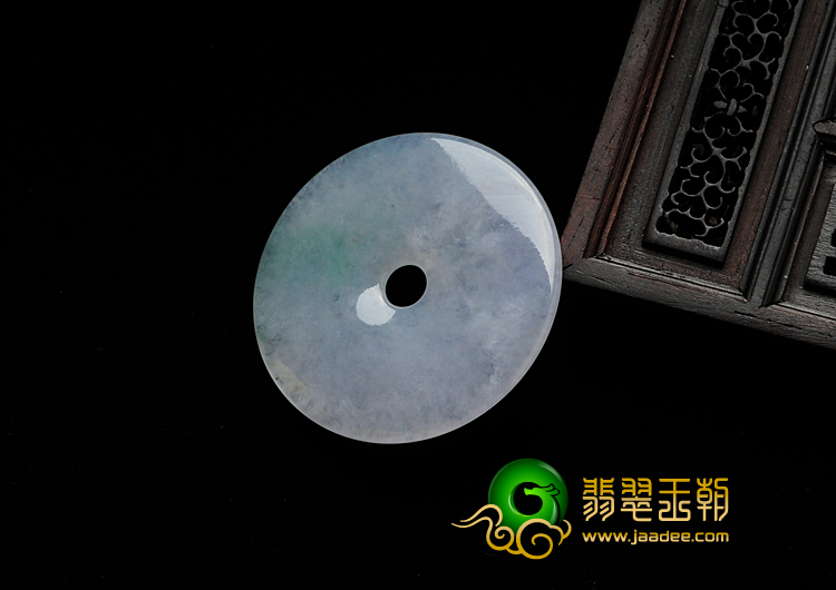 糯冰种春带彩缅甸翡翠平安扣挂件