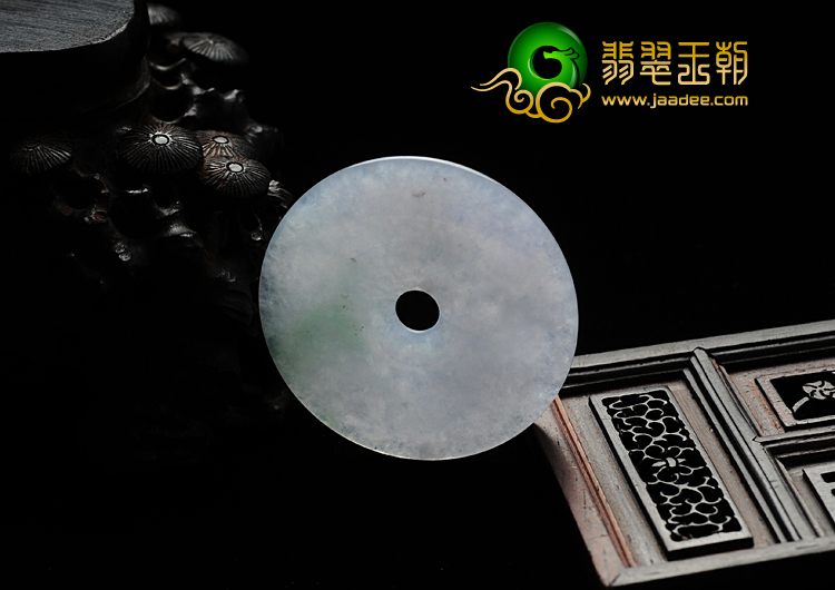 糯冰种春带彩缅甸翡翠平安扣挂件
