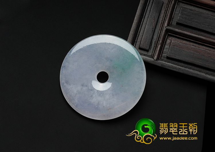 糯冰种春带彩缅甸翡翠平安扣挂件