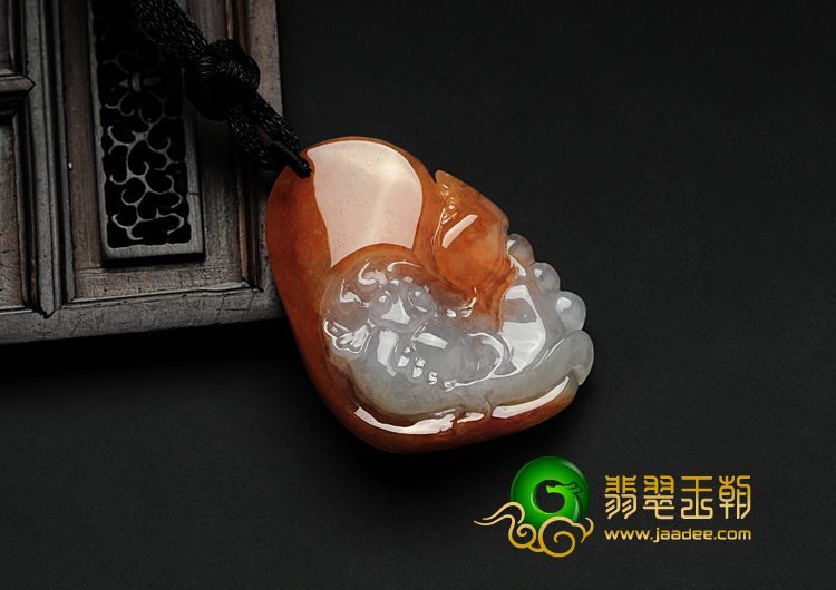 冰种红黄翡缅甸翡翠年年有余挂件