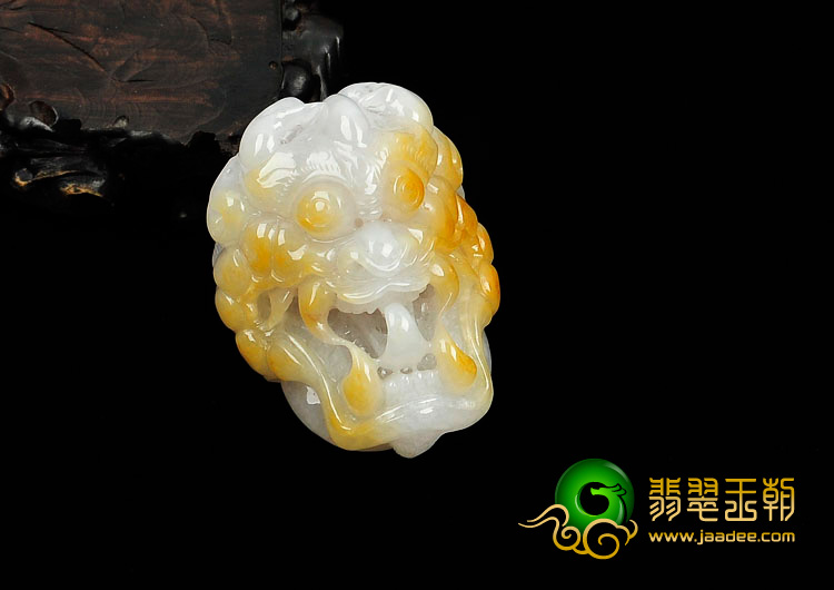 糯冰种黄翡缅甸翡翠龙头手玩件