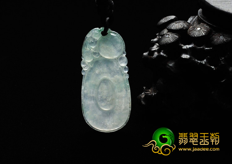 冰种晴水缅甸翡翠有求必应挂件