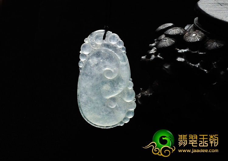 冰种淡晴水缅甸翡翠如意寿挂件
