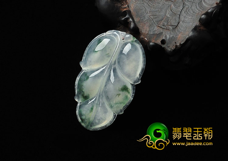 冰种飘花缅甸翡翠叶子挂件