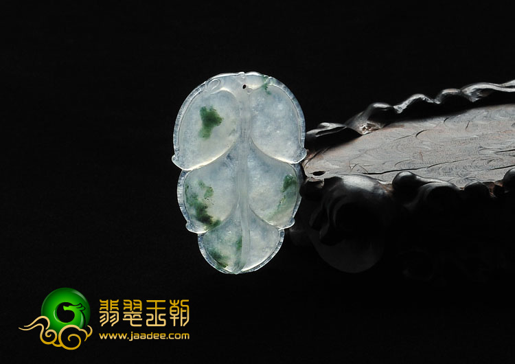 冰种飘花缅甸翡翠叶子挂件