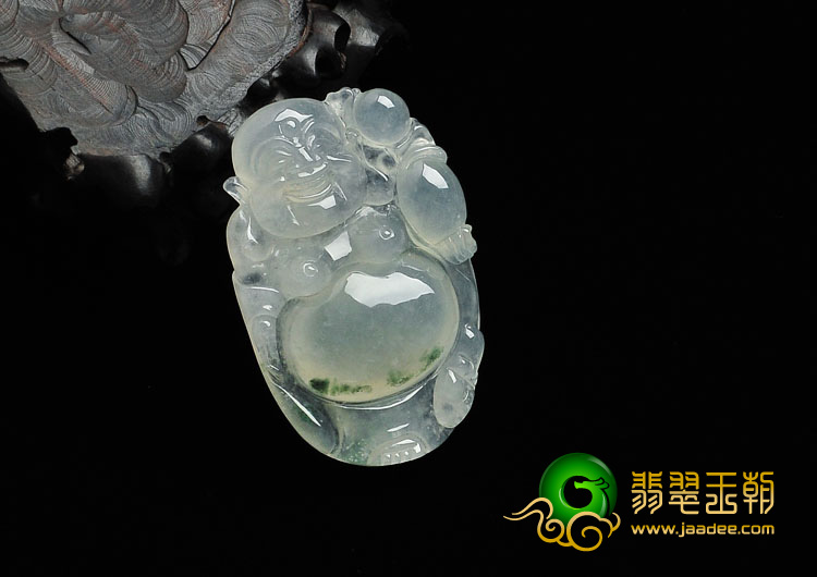 冰种飘花缅甸翡翠逍遥佛挂件
