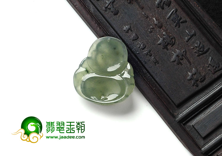 冰种淡黄翡飘花缅甸翡翠玉佛挂件