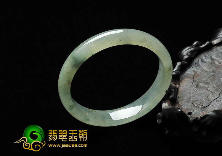 冰种飘花缅甸翡翠手镯（56.6mm）
