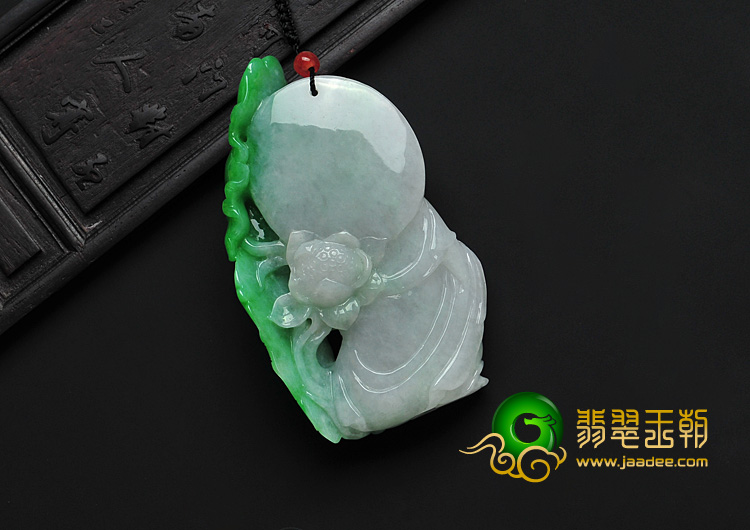 糯冰种阳绿缅甸翡翠众宝观音挂件