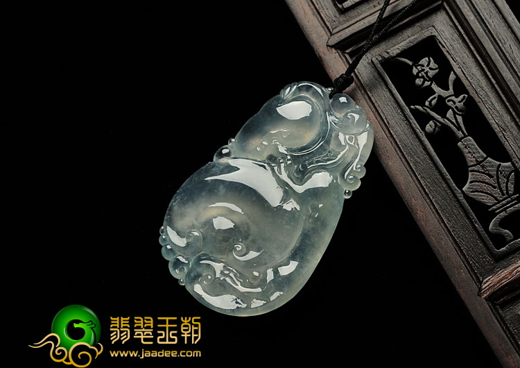 冰玻种晴水缅甸翡翠龙门如意挂件