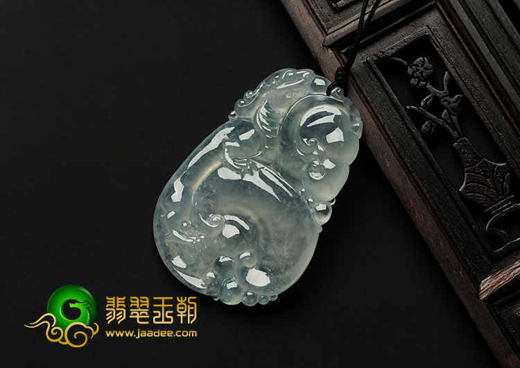 冰玻种晴水缅甸翡翠龙门如意挂件