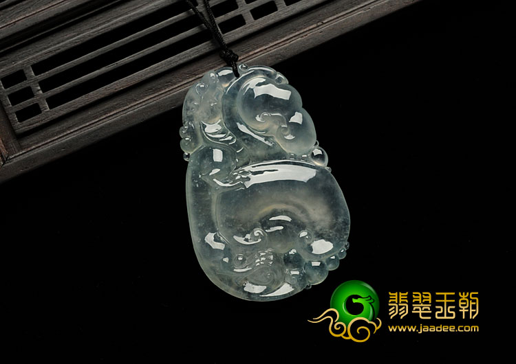 冰玻种晴水缅甸翡翠龙门如意挂件