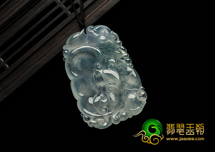冰玻种晴水缅甸翡翠龙行如意挂件