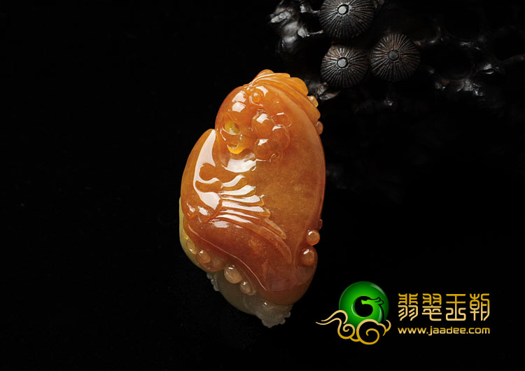 糯冰种三彩缅甸翡翠英明神武挂件
