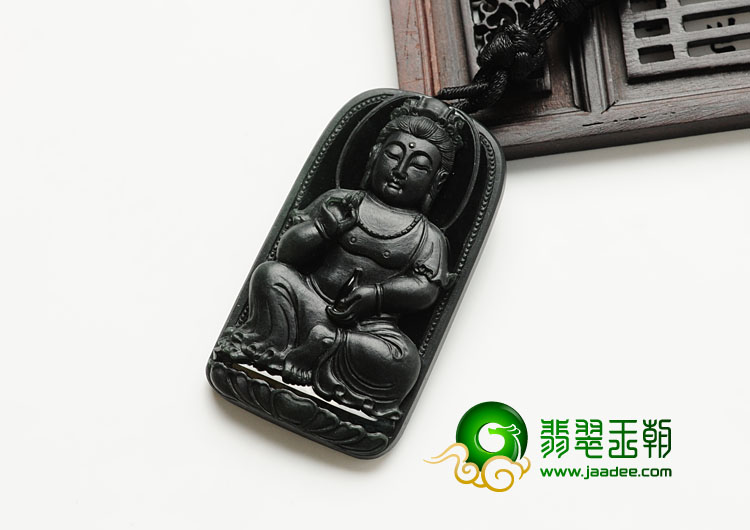 玻璃种墨翠缅甸翡翠观音挂件