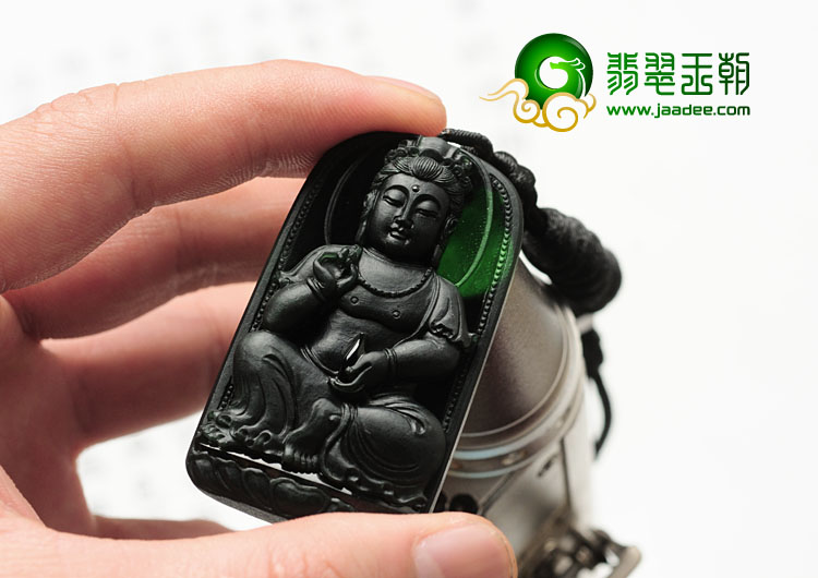 玻璃种墨翠缅甸翡翠观音挂件