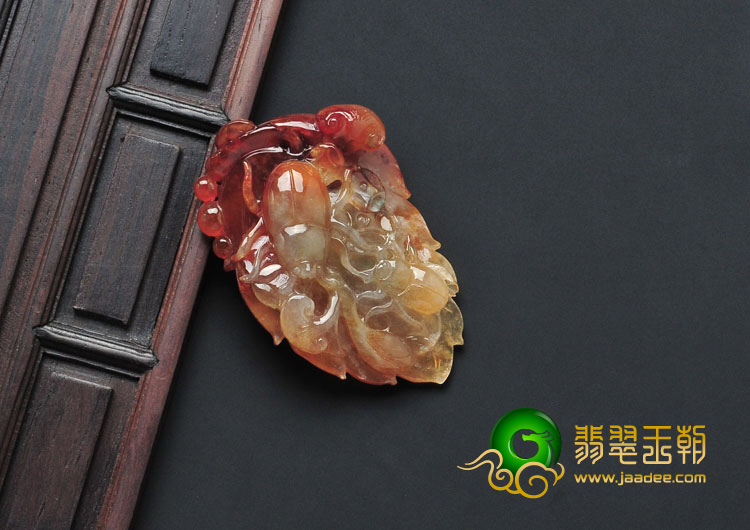 冰种红黄翡缅甸翡翠富甲天下挂件