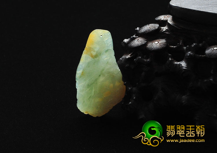 糯冰种黄翡飘花缅甸翡翠雀之灵挂件