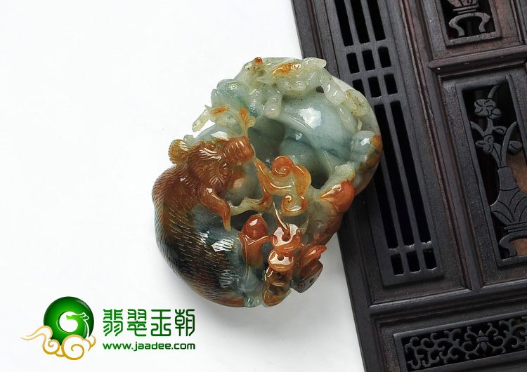 糯冰种褐黄翡飘花缅甸翡翠金猪送财挂件