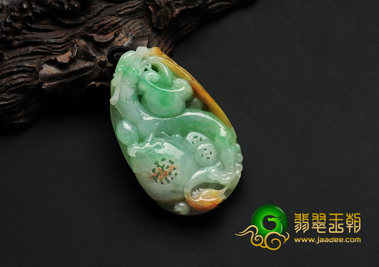 糯冰种黄加绿缅甸翡翠龙行如意挂件