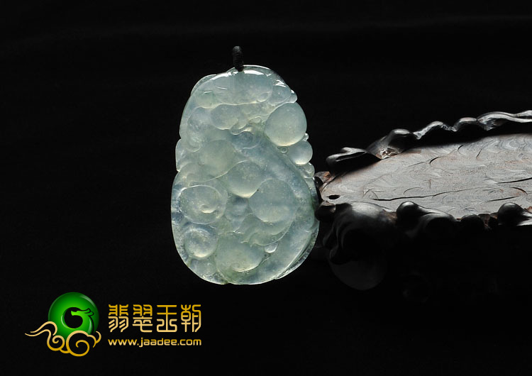冰种晴水缅甸翡翠龙行如意挂件