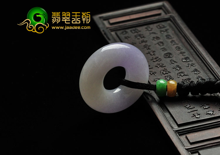 糯冰种春带彩缅甸翡翠平安扣挂件