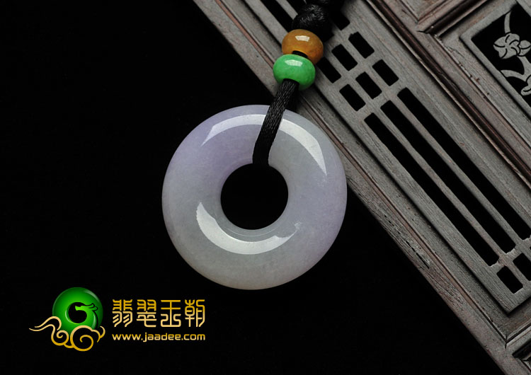 糯冰种春带彩缅甸翡翠平安扣挂件