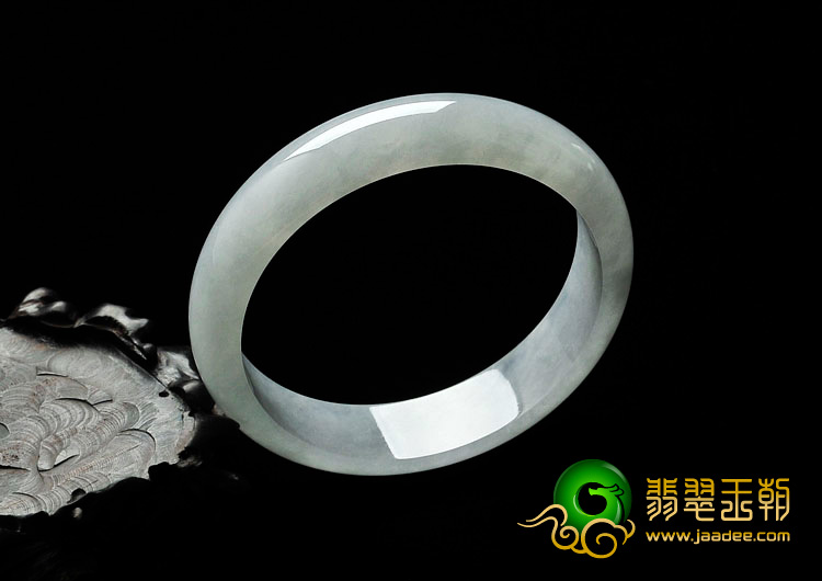 糯冰种晴水缅甸翡翠手镯（58mm）