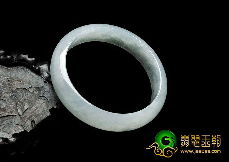 糯冰种晴水缅甸翡翠手镯（58mm）