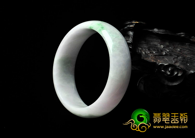 细糯种春带彩缅甸翡翠手镯（57mm）