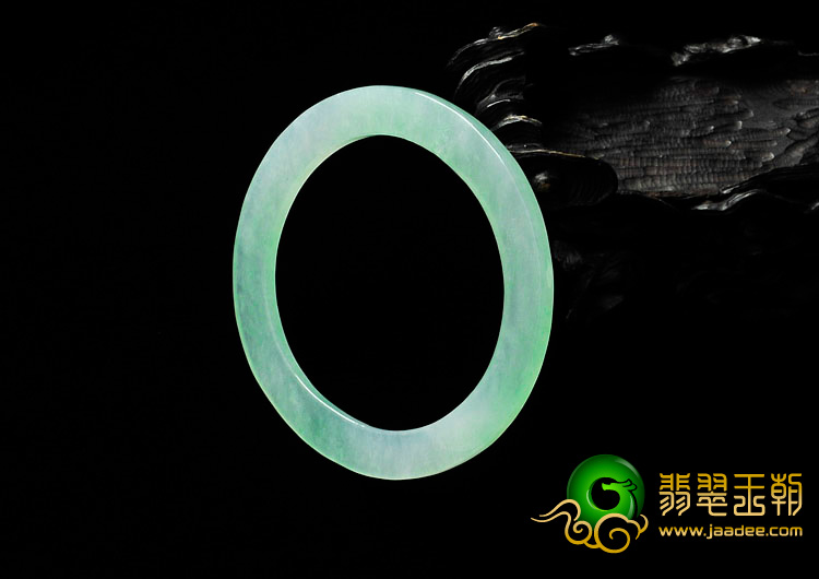 冰种绿晴水缅甸翡翠聚财环（52.2mm-48.3mm）