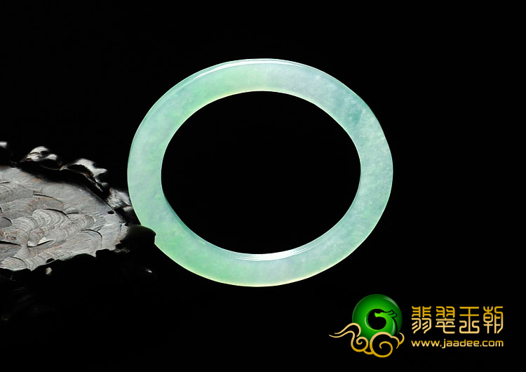 冰种绿晴水缅甸翡翠聚财环（52.2mm-48.3mm）