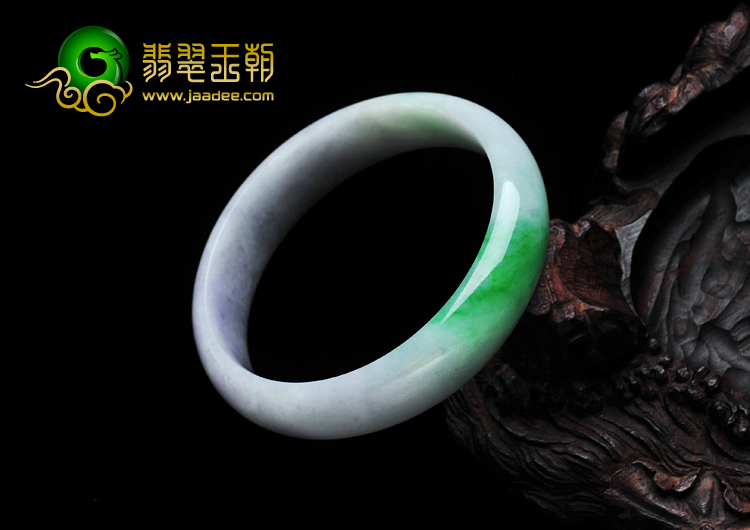 糯冰种春带彩缅甸翡翠手镯（58.7mm）