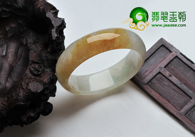 糯冰种黄翡缅甸翡翠手镯（55.4mm）