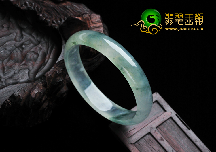 冰种飘花缅甸翡翠手镯（57.4mm）