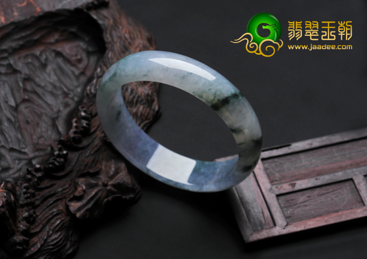 冰种紫罗兰飘花缅甸翡翠手镯（55.6mm）