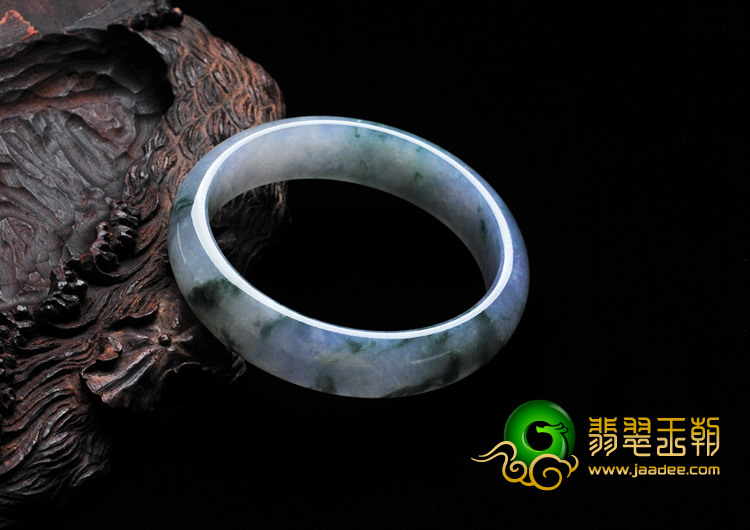 冰种紫罗兰飘花缅甸翡翠手镯（55.6mm）