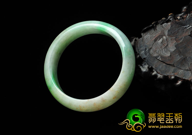 糯冰种三彩缅甸翡翠手镯（53.1mm）