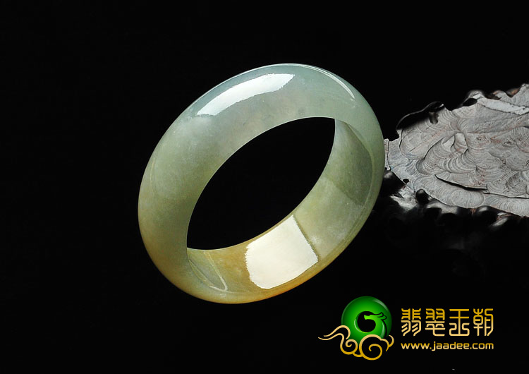 冰种黄翡缅甸翡翠手镯（54.8mm）