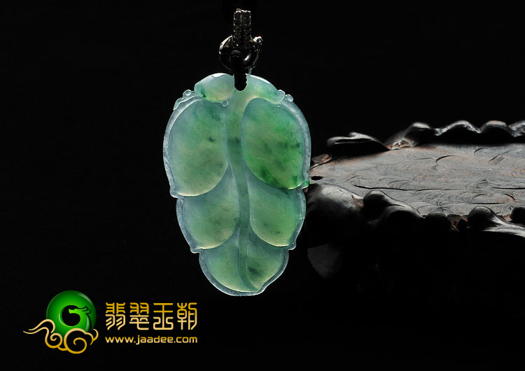 冰种飘花缅甸翡翠叶子挂件