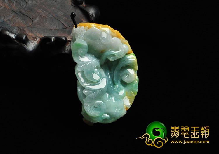 糯冰种三彩缅甸翡翠年年有余挂件