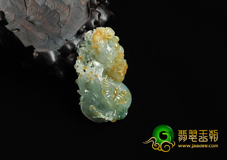 冰种黄翡飘花缅甸翡翠蝶恋花挂件