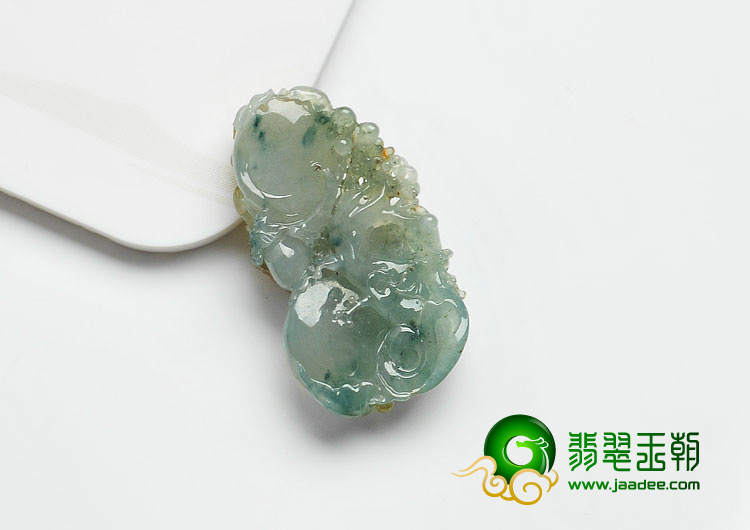 冰种黄翡飘花缅甸翡翠蝶恋花挂件
