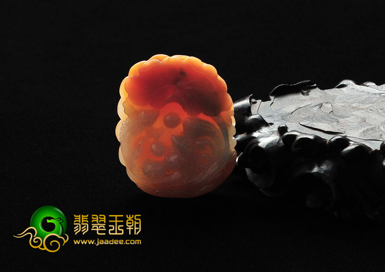 糯冰种红黄翡缅甸翡翠A货年年有余挂件
