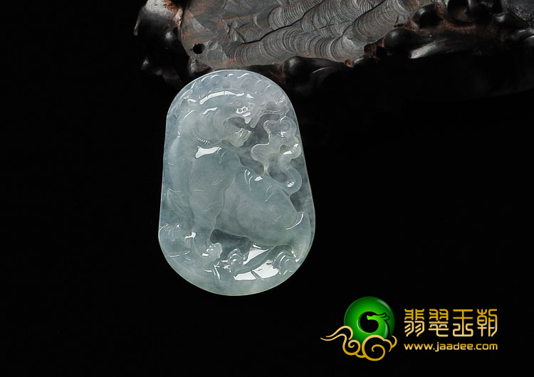 冰种晴水缅甸翡翠A货虎牌挂件