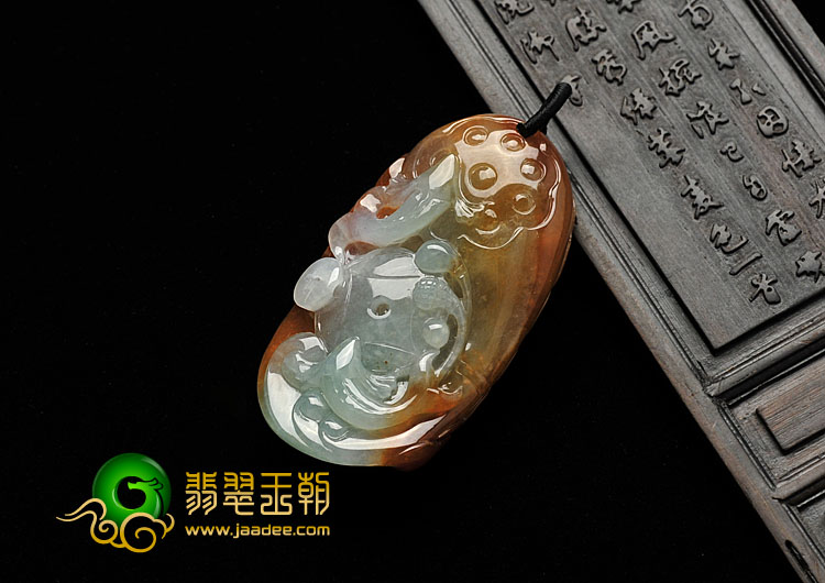 糯冰种红黄翡缅甸翡翠A货年年有余挂件